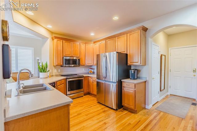 10180 CLOVERCREST Drive, Colorado Springs, CO 80920