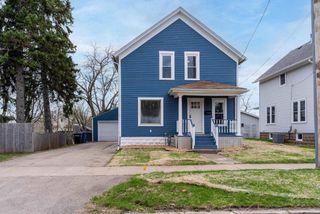 29 W TENNESSEE AVENUE, Oshkosh, WI 54901