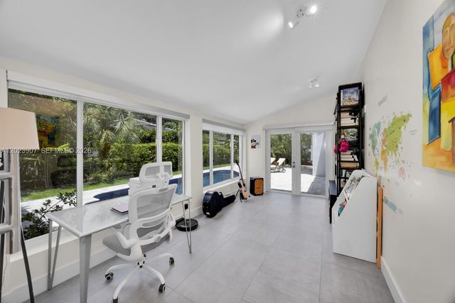 6610 Santona St, Coral Gables, FL 33146