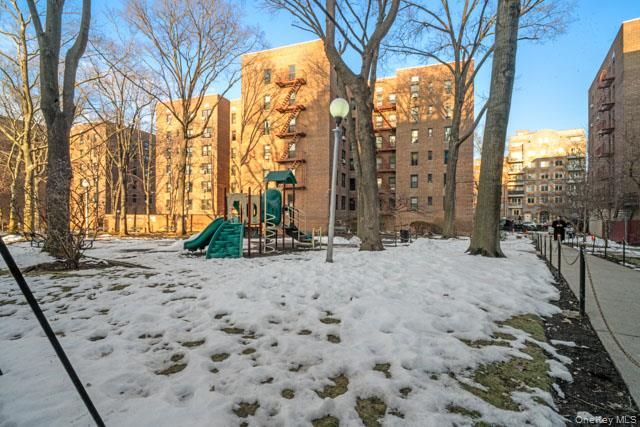 33-44 Junction Blvd 5V, Jackson Heights, NY 11372