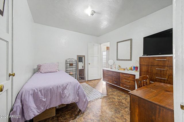 1823 W CAMPBELL Avenue, Phoenix, AZ 85015