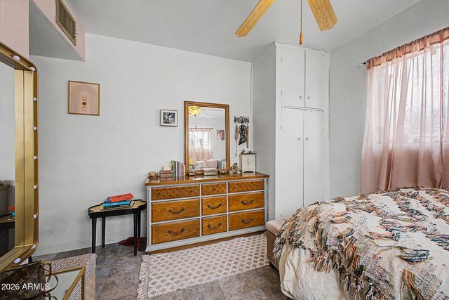 1823 W CAMPBELL Avenue, Phoenix, AZ 85015
