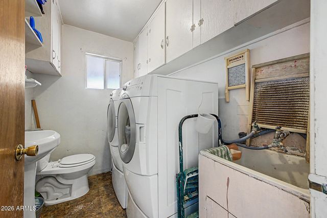 1823 W CAMPBELL Avenue, Phoenix, AZ 85015