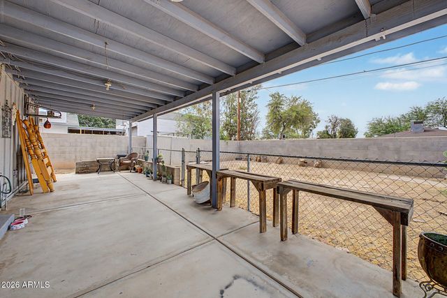 1823 W CAMPBELL Avenue, Phoenix, AZ 85015