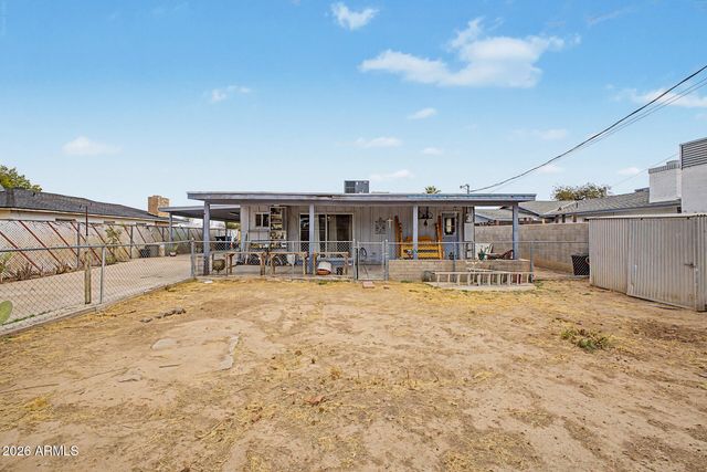 1823 W CAMPBELL Avenue, Phoenix, AZ 85015