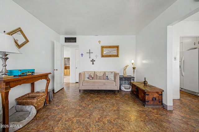 1823 W CAMPBELL Avenue, Phoenix, AZ 85015
