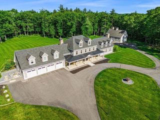 72 Dale Lane, Groton, MA 01450