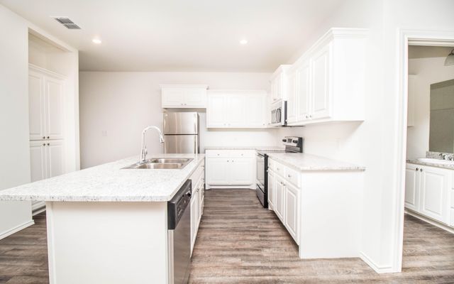 6914 21st Street, Lubbock, TX 79407