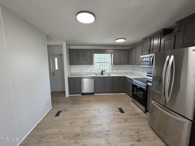 12030 Driffield Drive, Coeburn, VA 24230