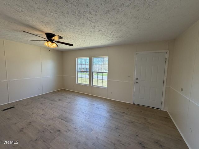12030 Driffield Drive, Coeburn, VA 24230
