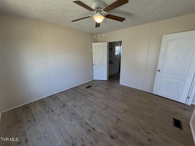12030 Driffield Drive, Coeburn, VA 24230