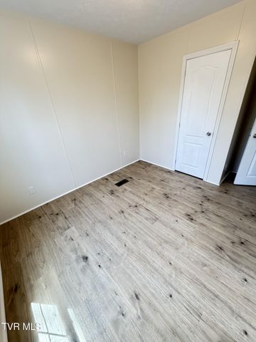 12030 Driffield Drive, Coeburn, VA 24230