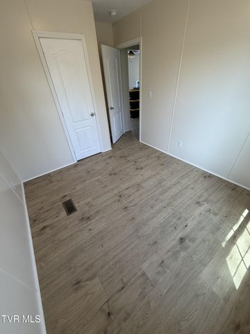 12030 Driffield Drive, Coeburn, VA 24230