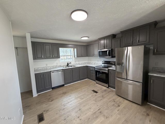 12030 Driffield Drive, Coeburn, VA 24230