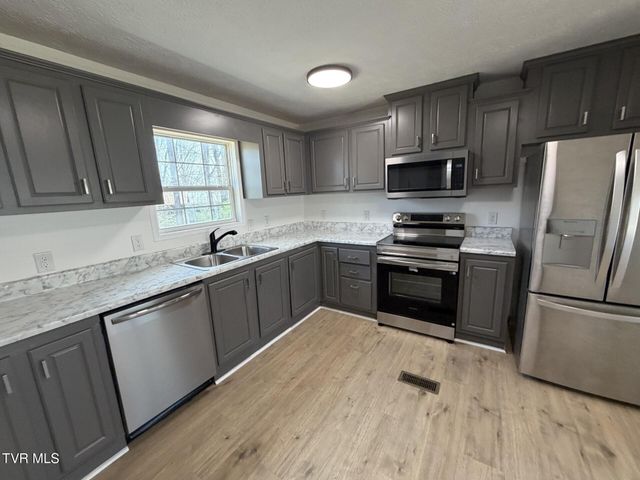 12030 Driffield Drive, Coeburn, VA 24230