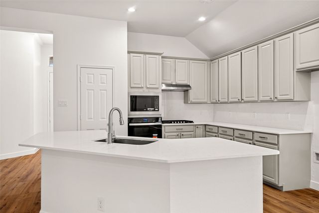 5624 Buckskin Drive, The Colony, TX 75056