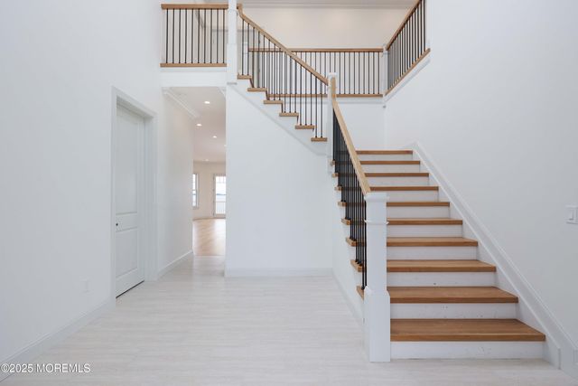 39 Bay Shore Drive, Toms River, NJ 08753