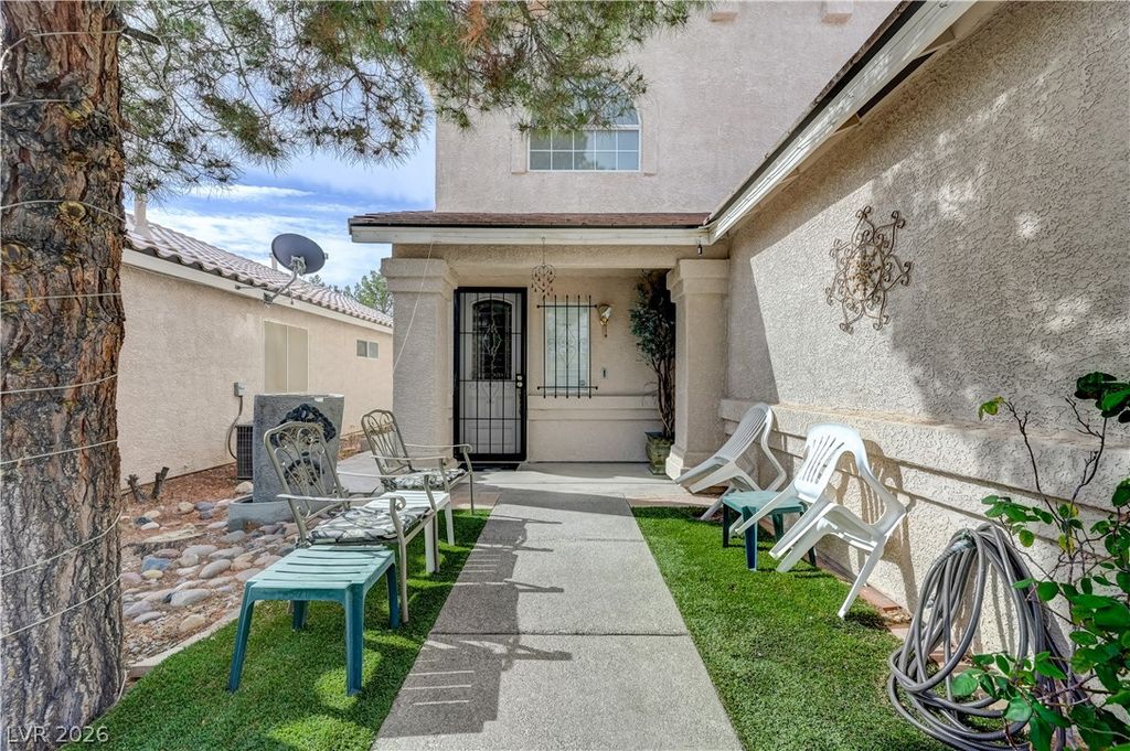 8325 Haven Cove Avenue, Las Vegas, NV 89113 — photo 3