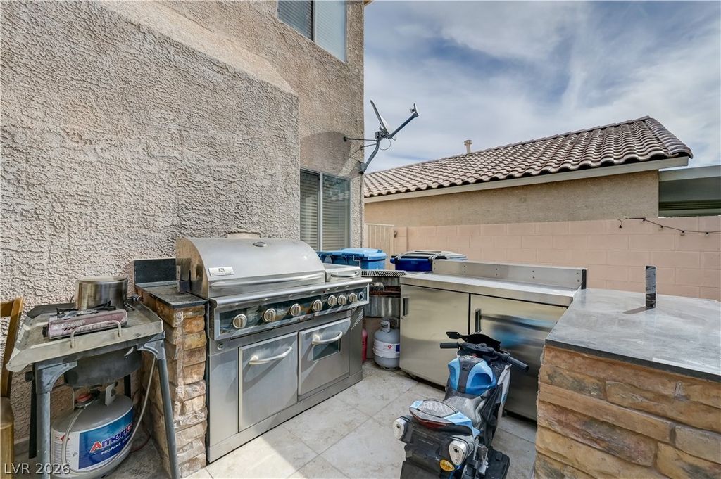 8325 Haven Cove Avenue, Las Vegas, NV 89113 — photo 5