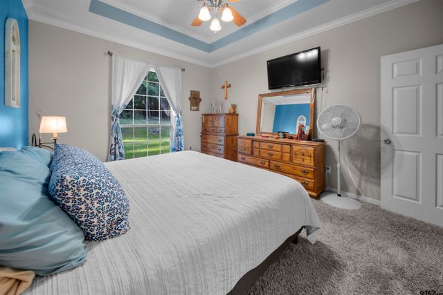 16980 Mary Martin Dr, Flint, TX 75762