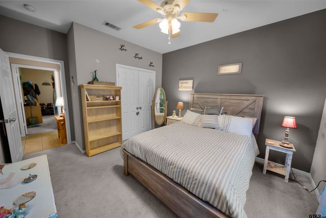 16980 Mary Martin Dr, Flint, TX 75762