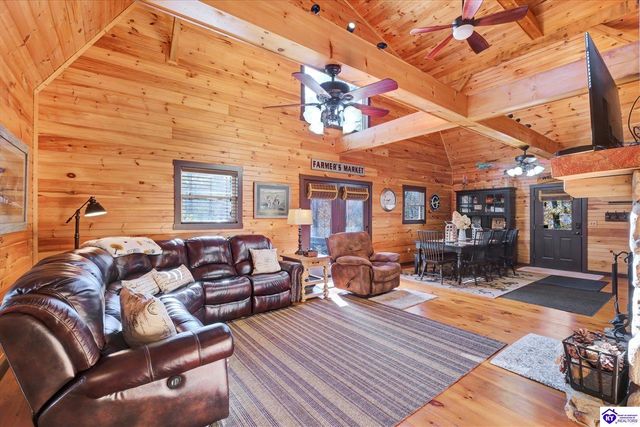 184 Furnace Branch Road, Bee Spring, KY 42207