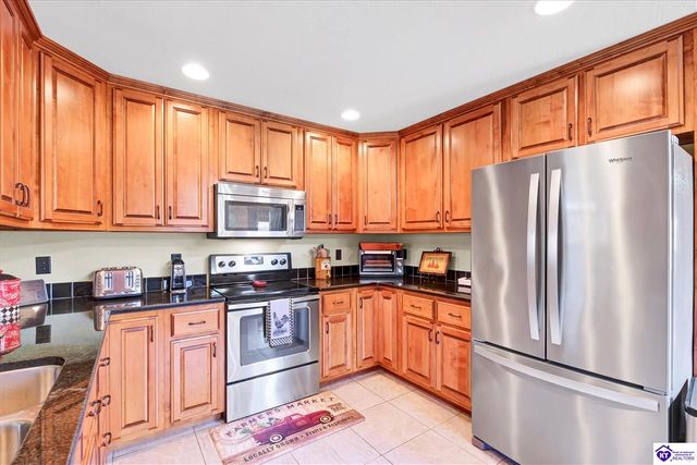 184 Furnace Branch Road, Bee Spring, KY 42207