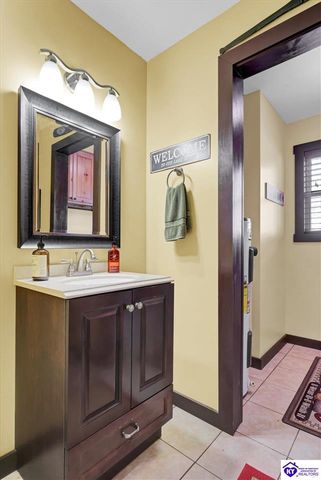 184 Furnace Branch Road, Bee Spring, KY 42207