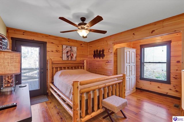 184 Furnace Branch Road, Bee Spring, KY 42207