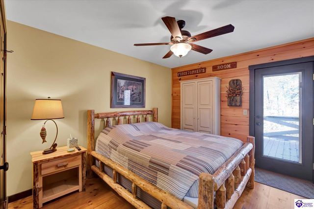 184 Furnace Branch Road, Bee Spring, KY 42207