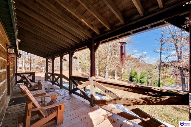 184 Furnace Branch Road, Bee Spring, KY 42207