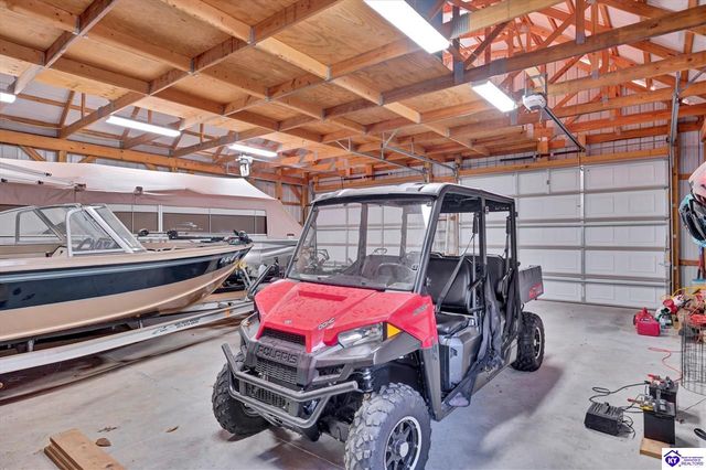 184 Furnace Branch Road, Bee Spring, KY 42207