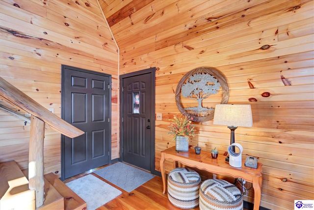 184 Furnace Branch Road, Bee Spring, KY 42207