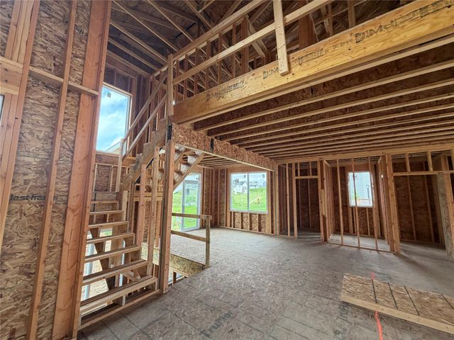 372 Napoli Avenue, West Des Moines, IA 50266
