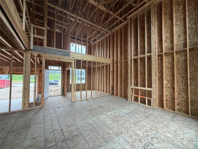 372 Napoli Avenue, West Des Moines, IA 50266