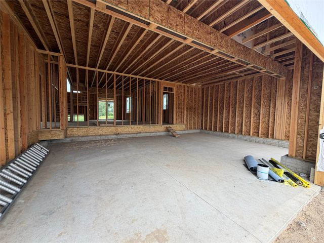 372 Napoli Avenue, West Des Moines, IA 50266