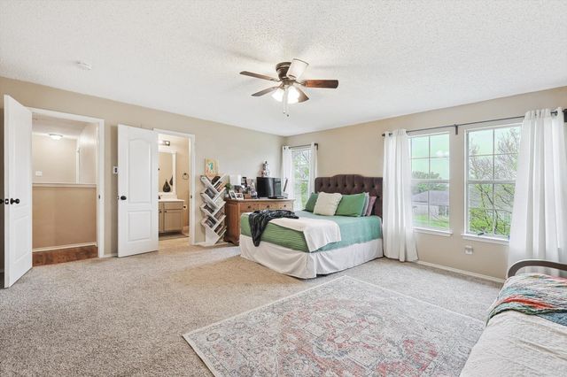 1016 Ridgetop Drive, Justin, TX 76247