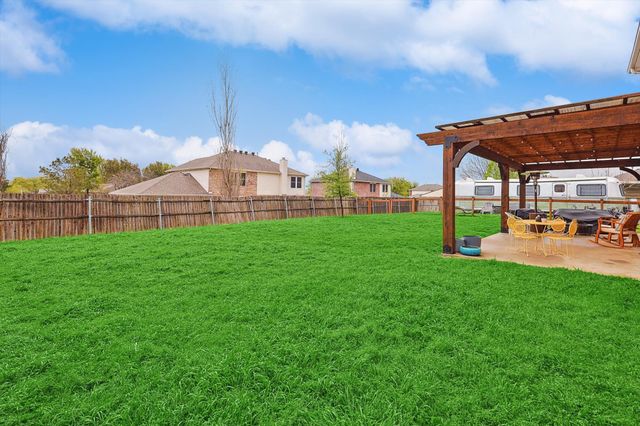 1016 Ridgetop Drive, Justin, TX 76247