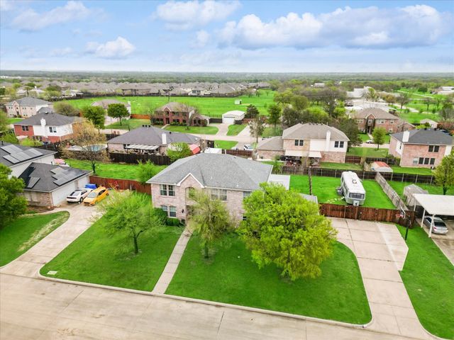 1016 Ridgetop Drive, Justin, TX 76247