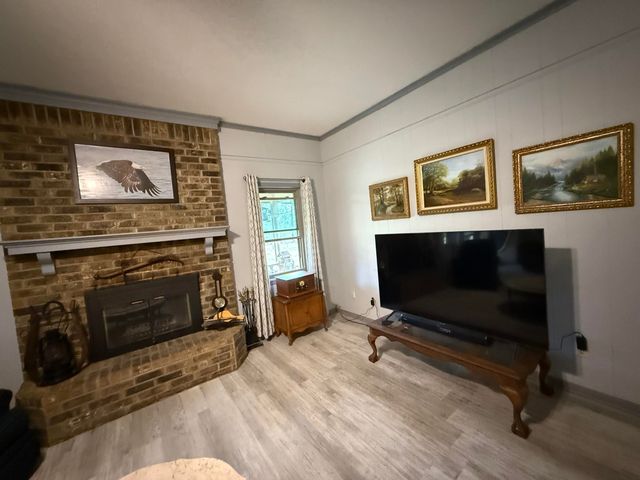 587 HEMLOCK RD, Gilmer, TX 75644