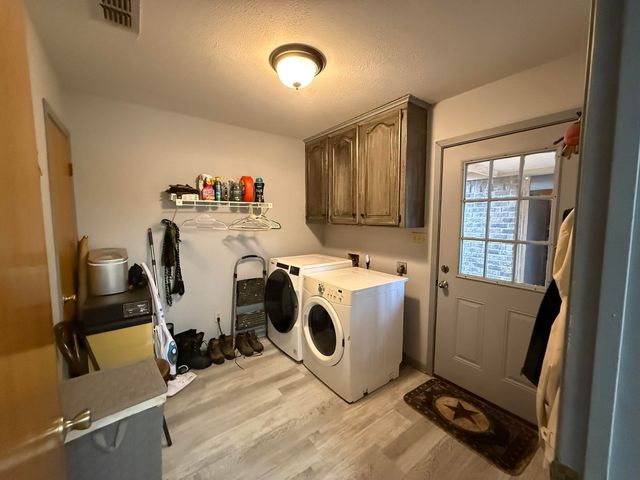 587 HEMLOCK RD, Gilmer, TX 75644