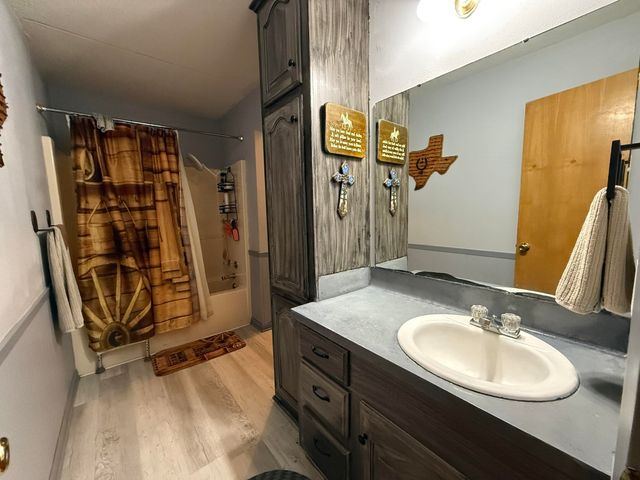 587 HEMLOCK RD, Gilmer, TX 75644