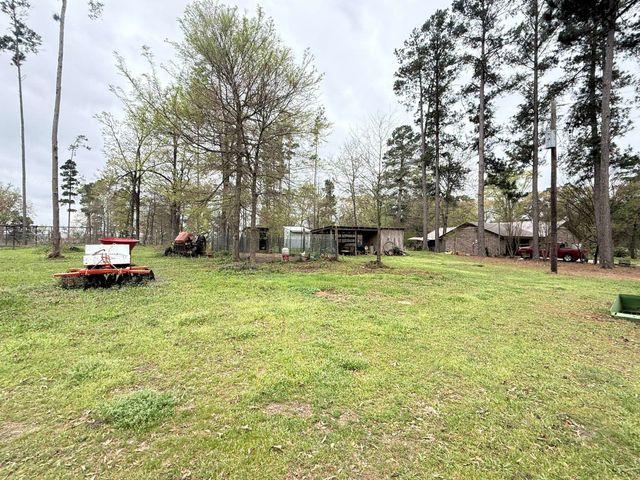 587 HEMLOCK RD, Gilmer, TX 75644