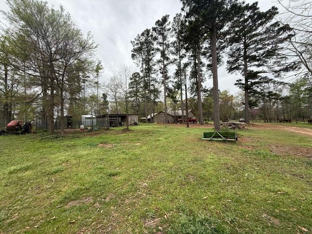 587 HEMLOCK RD, Gilmer, TX 75644