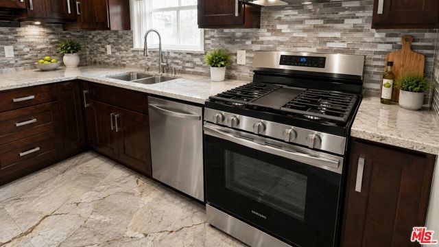 4721 Newman Avenue, Cypress, CA 90630