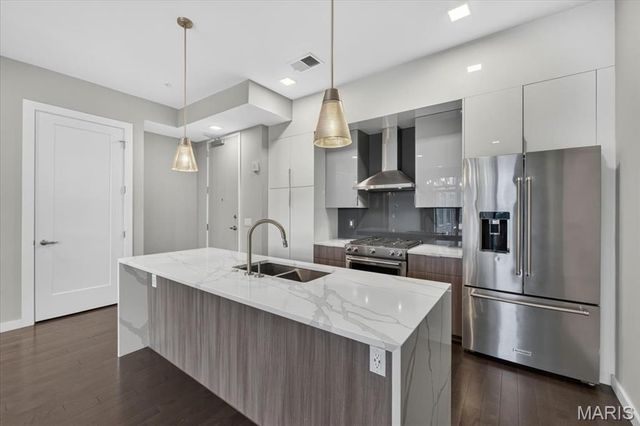4101 Laclede Avenue 407, St Louis, MO 63108