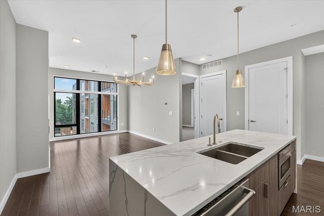 4101 Laclede Avenue 407, St Louis, MO 63108