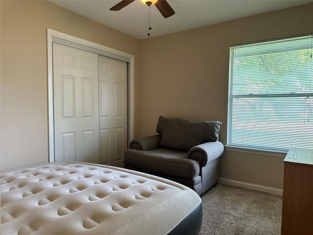 1602 Sagebrush DR, Round Rock, TX 78681