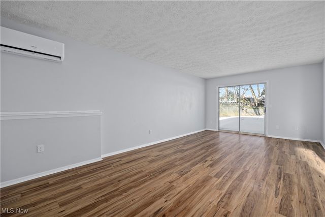 134 California Avenue, Elyria, OH 44035