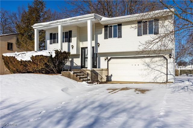 134 California Avenue, Elyria, OH 44035